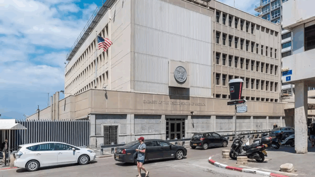 Estados Unidos evacuó personal de su embajada en Israel y prepara vuelos para el traslado de ciudadanos