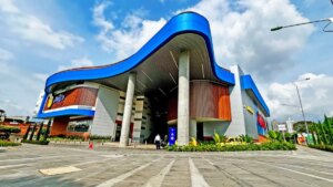Este es el primer centro comercial del país con premio internacional del mercado minorista: fue fundado en Cali