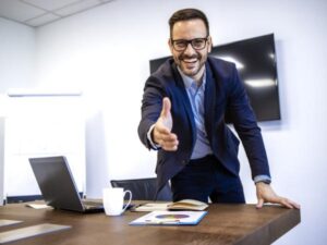 Estos son los 5 consejos que da la inteligencia artificial para conseguir empleo | Empleo | Economía