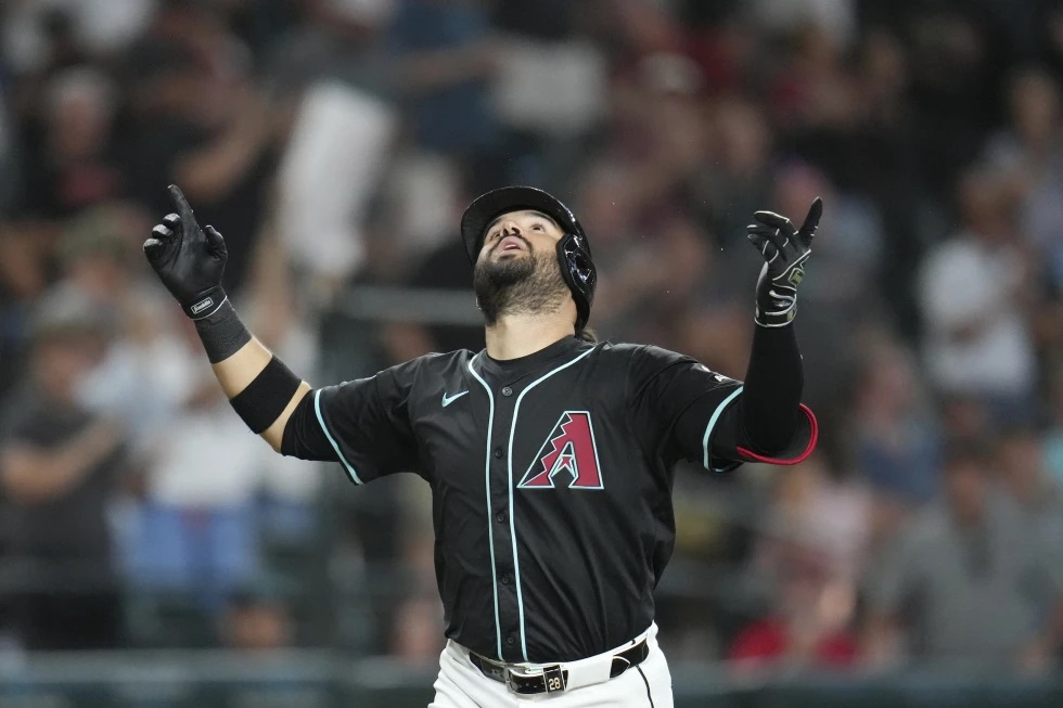 Eugenio Suárez disparó grand slam y se convirtió en el tercer criollo con más cuadrangulares en la MLB - AlbertoNews