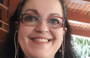 Exigen liberación inmediata para la bióloga Catalina Ramos