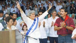 Fallece la expresidenta de Nicaragua Violeta Barrios – DW – 14/06/2025