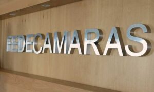Fedecámaras dice que empresarios siguen dispuestos a participar en el sistema eléctrico: "las conversaciones siguen abiertas"