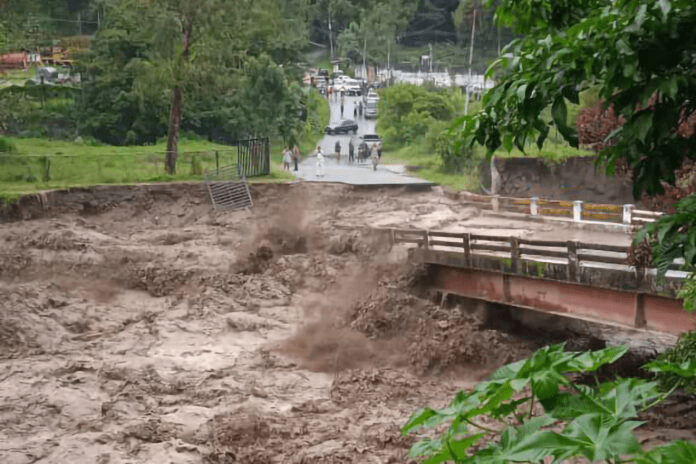Fuertes lluvias en Mérida dejan 273 familias afectadas – Diario La Nación
