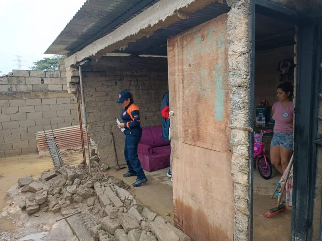 Fuertes lluvias provocan deslizamientos de tierra y desbordamientos en Mérida y Trujillo