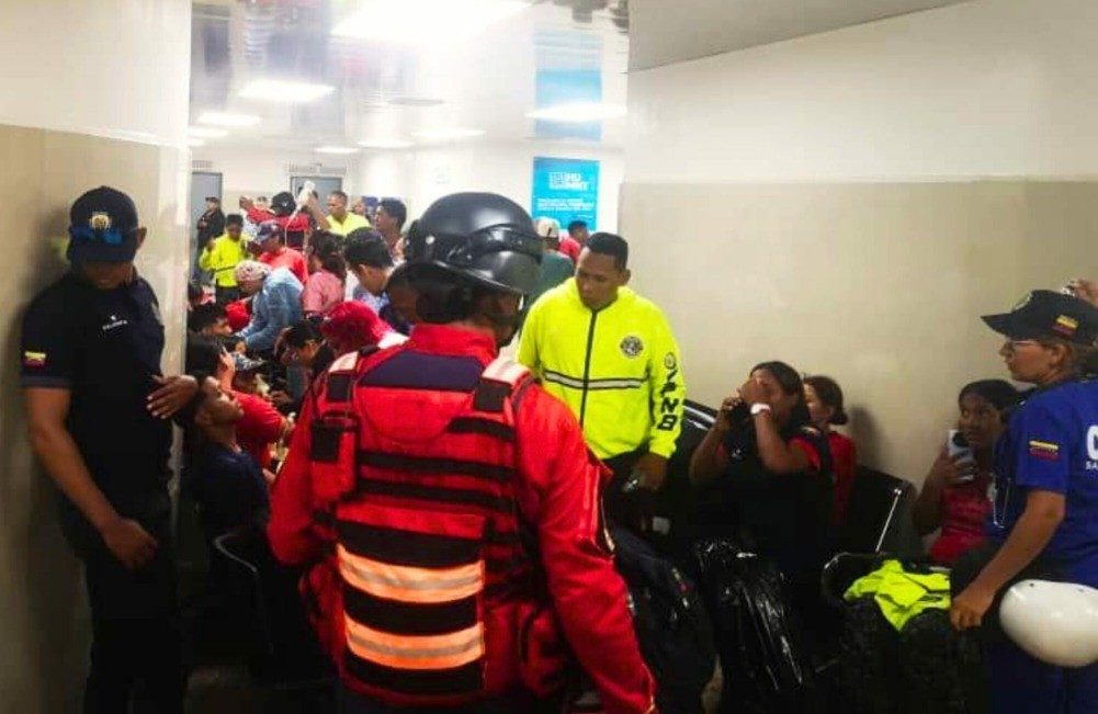 Funcionarios de seguridad que custodiaron el partido Venezuela - Bolivia sufrieron presunta intoxicación alimentaria