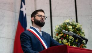Gabriel Boric expresó su «absoluta condena» al atentado contra Miguel Uribe