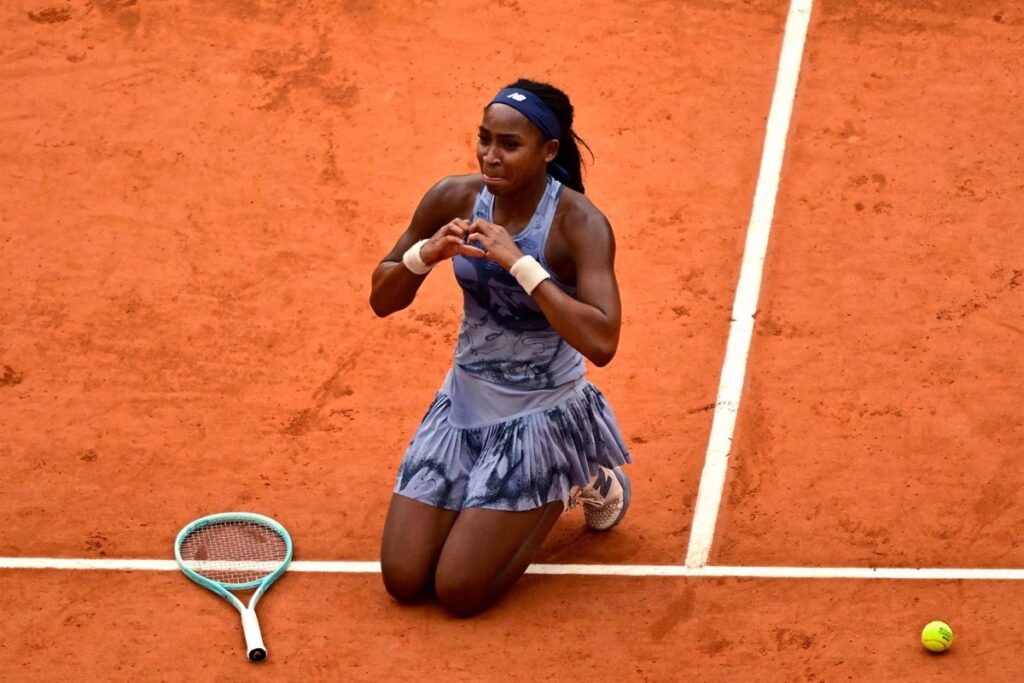 Gauff le toma la medida a Sabalenka para reinar en París