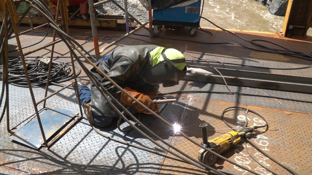 Gobernación de Nariño impulsa obras viales estratégicas entre Policarpa y El Peñol