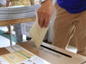 Gobierno Nacional aumenta seguridad para candidatos presidenciales con 1.000 hombres y 500 vehículos | Gobierno | Economía