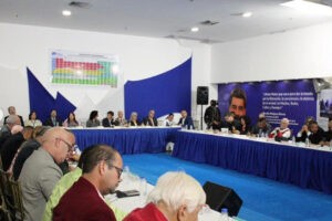 Gobierno eliminó pruebas internas y asignará cupos universitarios: ¿viola la autonomía?