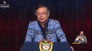 Gustavo Petro notificó al país que sí convocará la consulta popular vía decreto