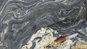 Hallan rocas que podrían ser las más antiguas de la Tierra – DW – 30/06/2025
