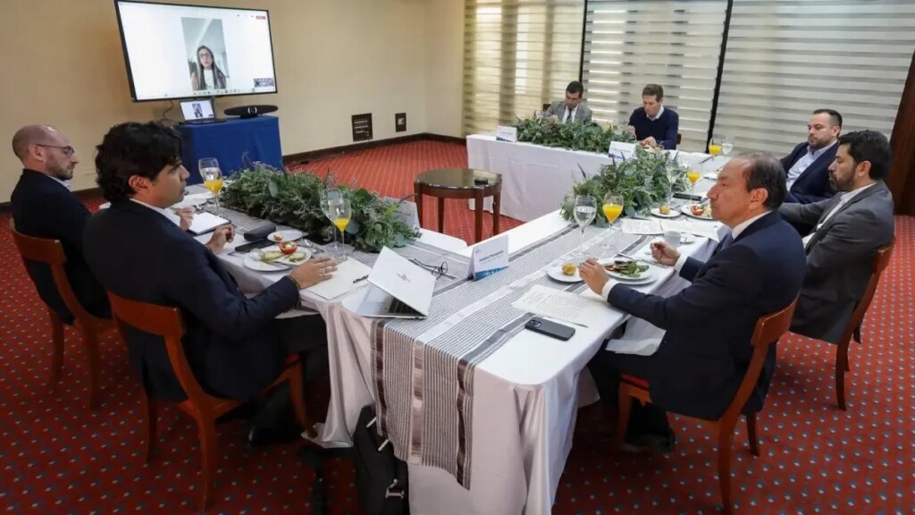 Hay un consenso de país para lograr la transición energética