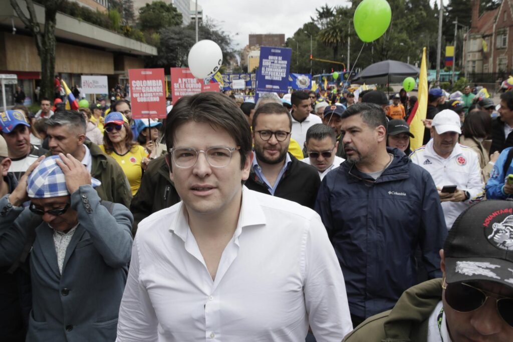 Hermana de Miguel Uribe pide "un milagro" por su vida en emotivo mensaje en redes - AlbertoNews