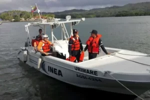 Inea restringe zarpe de embarcaciones por llegada de onda tropical 16