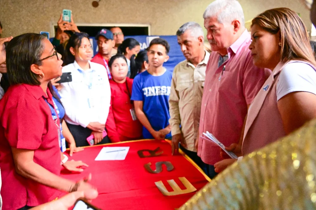 Inicia Expoferia de Oportunidades de Estudio en Ciudad Bolívar