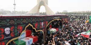 Irán llora la muerte de los militares y científicos fallecidos en los ataques de Israel con un multitudinario funeral de Estado