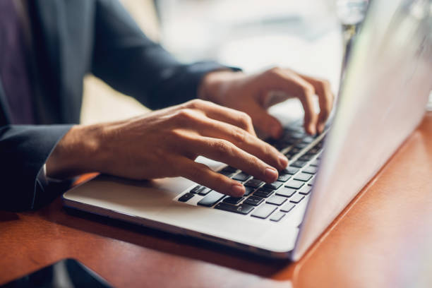 Irán restringe internet temporalmente a nivel nacional, alegando preocupaciones de seguridad - AlbertoNews