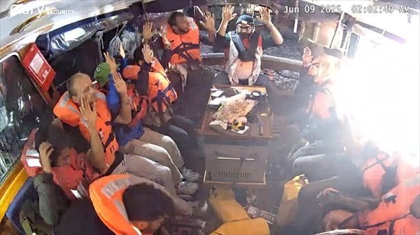Israel mantiene retenidos a los activistas de la Flotilla de la Libertad en alta mar