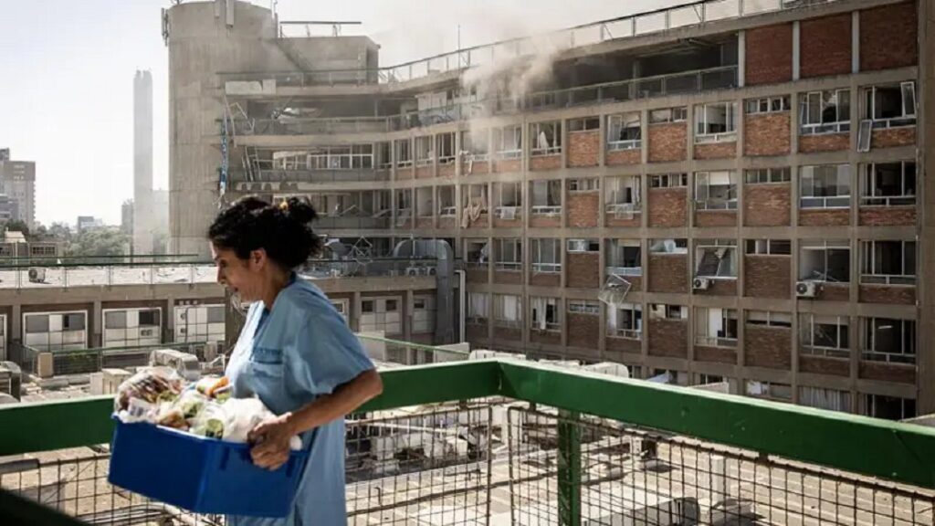 Jornada intensa: misil iraní impacto en un hospital israelí y Netanyahu bombardeó reactor nuclear de Arak - AlbertoNews