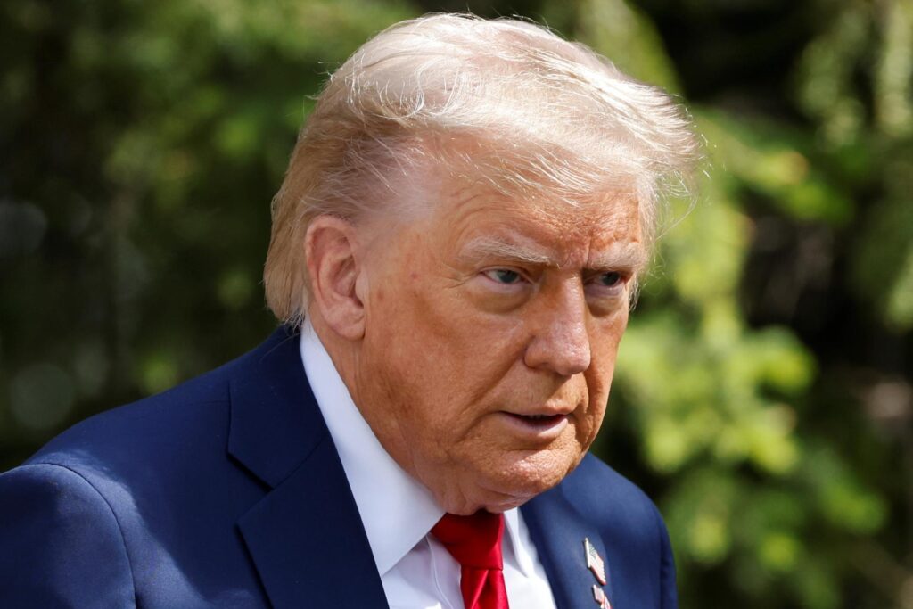 Jueza bloquea recorte de fondos para investigación de universidades propuesto por Trump - AlbertoNews