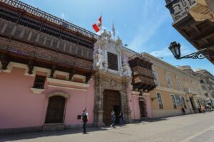 La Cancillería de Perú conformará comisión sobre posible retiro de la convención de DD.HH. - AlbertoNews