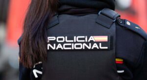 La Policía Nacional pide a la población que cuelgue lo antes posible si ve este número de teléfono