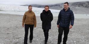La escala de Macron en Groenlandia para rechazar el expansionismo de Trump calienta la cumbre del G-7