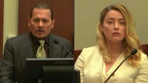 La exnovia de Amber Heard brindó nuevos detalles de su escandaloso juicio con Johnny Depp