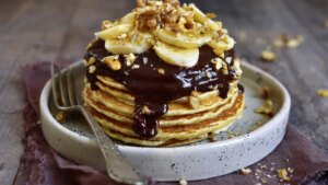 La receta de tortitas fit con las que Fati Vázquez, la nueva amiga de Lamine Yamal, se quita el antojo de dulce