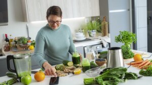 La receta que limpiará tu hígado en tres días y con la que dirás adiós al mal aliento