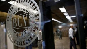 La última medida desesperada del BCV para frenar el alza del dólar