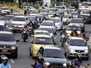 Tráfico carros vehículos trancón Cali movilidad Cali