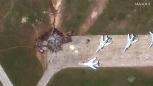 Las imágenes satelitales que muestran el daño que infligió Ucrania a Rusia en la Operación Telaraña - AlbertoNews