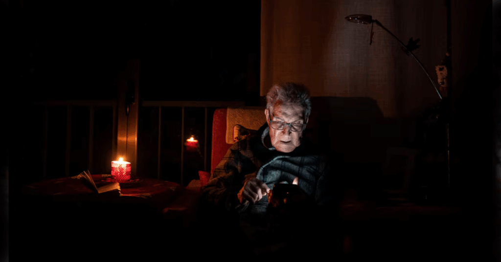 "Las implicaciones son tremendas. Si se prende el peo en Irán podríamos quedarnos sin gas y sin luz" dice señor en San Cristóbal