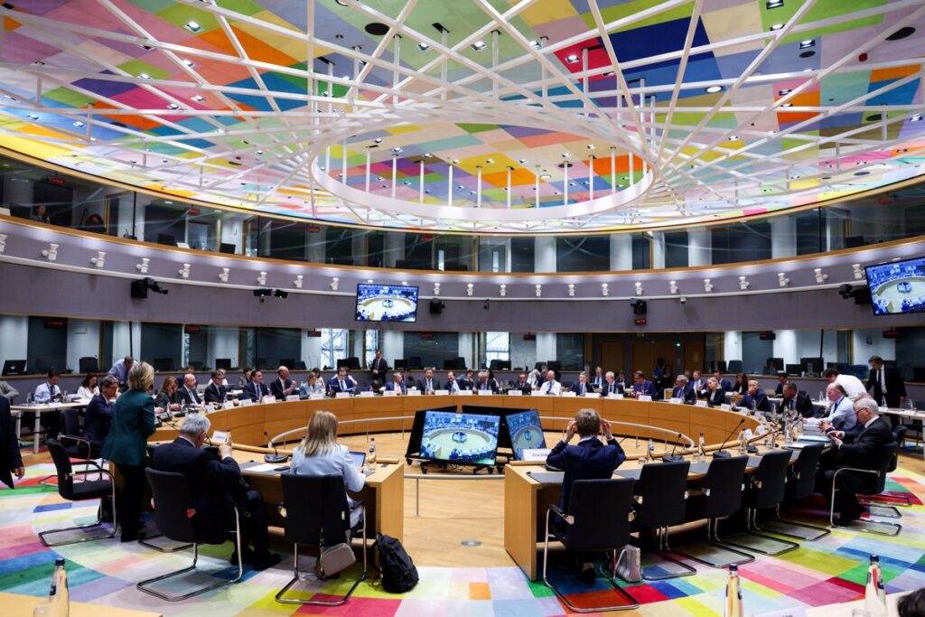 Las principales economías UE piden reforzar el Eurogrupo, con Cuerpo en las quinielas para presidirlo