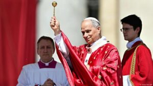 León XIV pide gestos de distensión y diálogo ante la guerra – DW – 08/06/2025