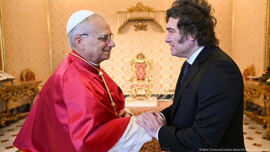 León XIV recibe a Javier Milei en el Vaticano – DW – 07/06/2025