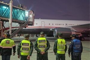 Llegan 192 migrantes a Venezuela procedentes de EEUU, entre ellos diez niños