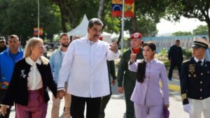 'Lo envenenan todos los días con mentiras'