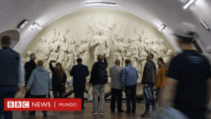Lo que la nueva estatua de Stalin en Moscú muestra sobre los intentos de Rusia de reescribir la historia tras la invasión de Ucrania