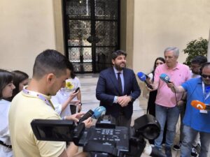 López Miras anuncia un acuerdo con Vox para desbloquear los Presupuestos de Murcia para 2025