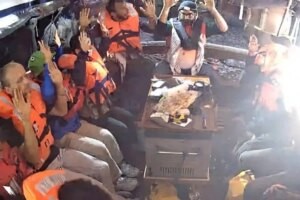 Los últimos días dentro del barco en el que viajaba la activista Greta Thunberg: "Estamos rodeados de buques no identificados"