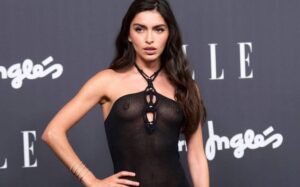 Lucía Rivera Romero y sus transparencias en los Elle Style Awards