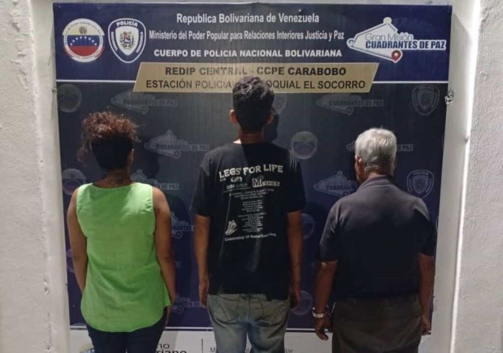 Madre, abuelo y padrastro detenidos por presunto abuso a una niña de 9 años