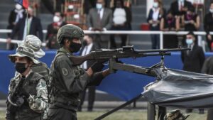 Maduro encendió las alarmas y optó por esta medida ante estampida de deserciones en la Fanb