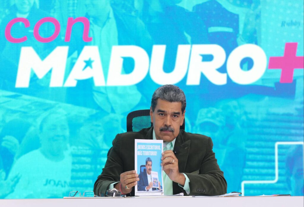 Maduro lanzó «la pelota» a Dominicana por reanudación de vuelos