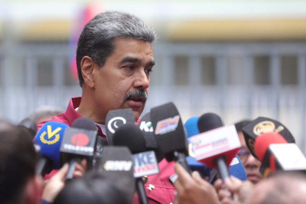 Maduro puso «el grito en el cielo» luego de que EEUU bombardeara a sus aliados en Irán