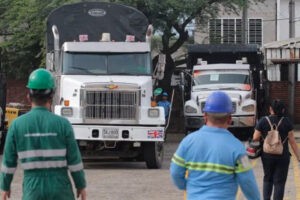 Más de 300 vehículos de carga están represados en frontera de Táchira